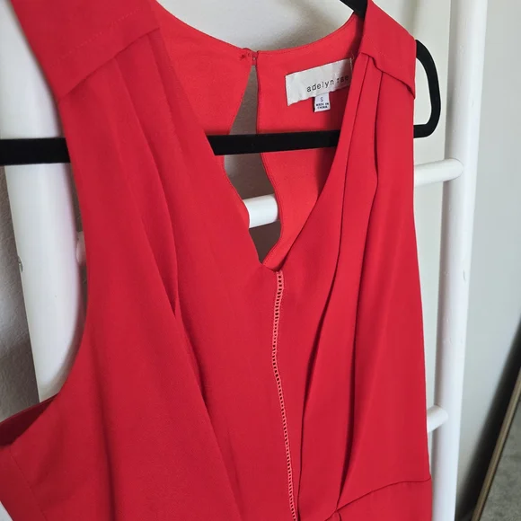 Adelyn Rae Vibrant Red V Neck Short Cocktail Dress Size S - Picture 9 of 9